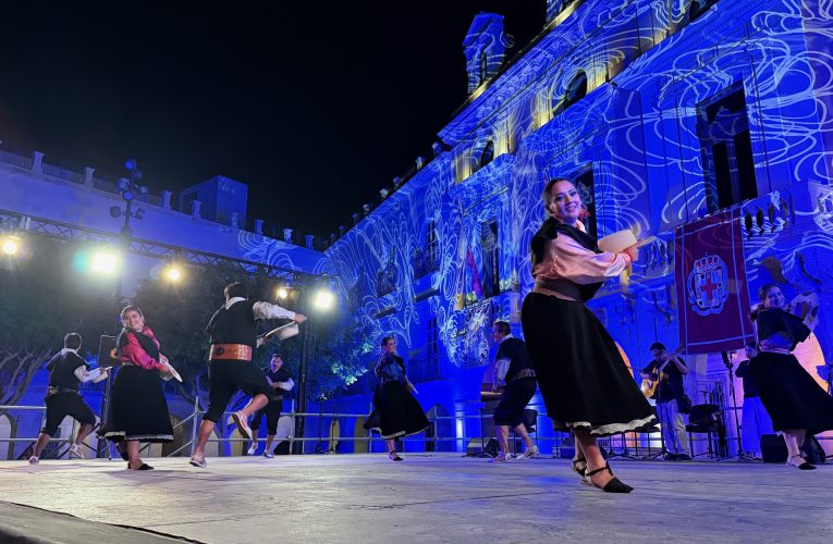 El 40º Festival de Folclore de Almería viaja a África, Europa y América del Sur para compartir sus bailes y costumbres