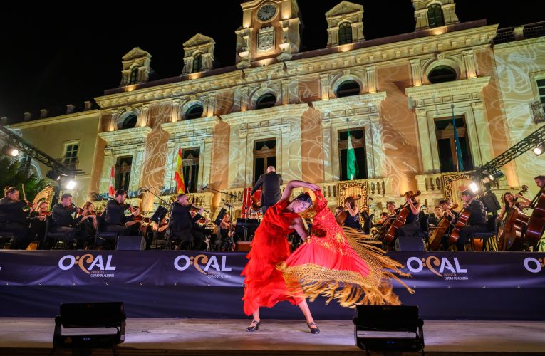 La OCAL ‘baila’ con Almería por los éxitos conseguidos y los que vendrán en un magnífico concierto extraordinario de Feria