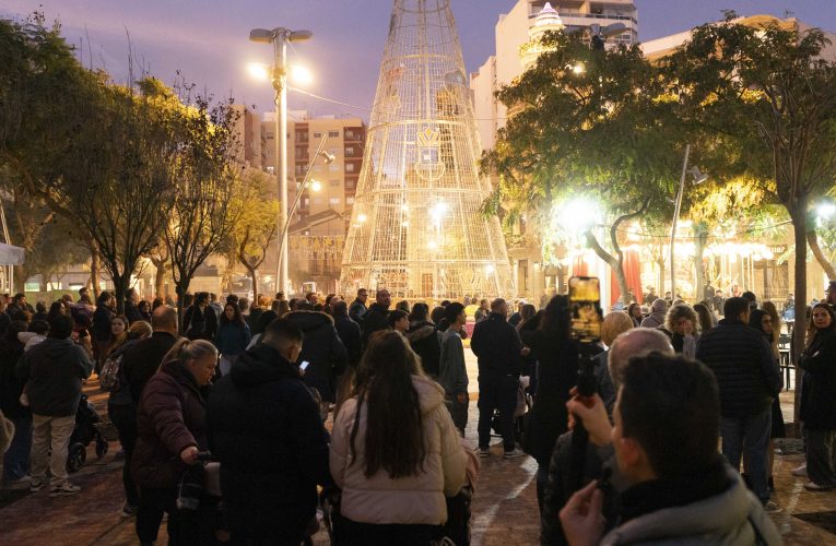 Almería da la bienvenida a la Navidad con más de un millón de luces LED y 120 actividades