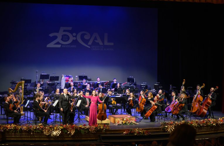 La OCAL ilumina un 2026 muy musical con el Concierto de Año Nuevo, en un Auditorio repleto de un público entregado