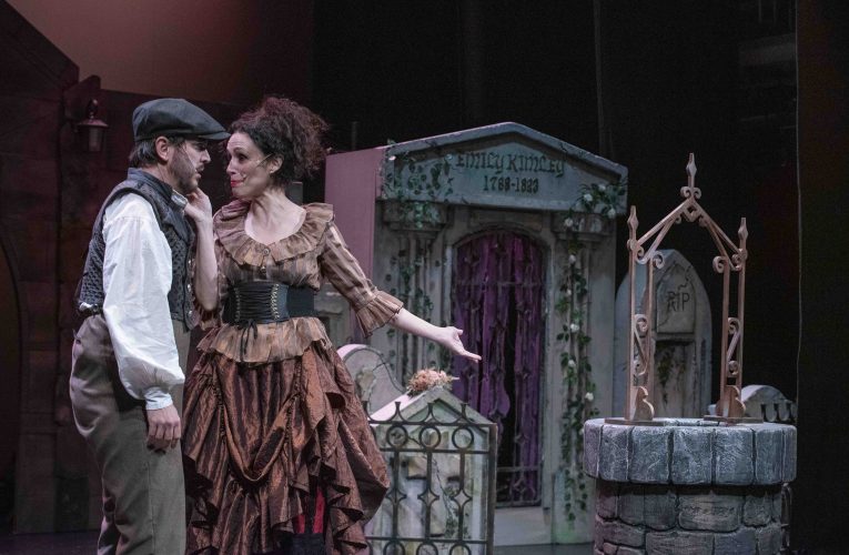 El Apolo se llena de imaginación con ‘El pozo de los deseos’, una celebración del teatro familiar