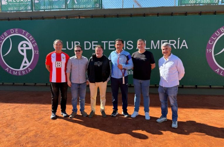 Un clinic de tenis de Nico Almagro estrena el Puerto como espacio para el deporte