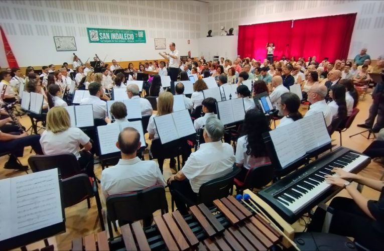 La Banda Sinfónica San Indalecio convierte su 35º aniversario en un homenaje a La Cañada y a la música que une generaciones