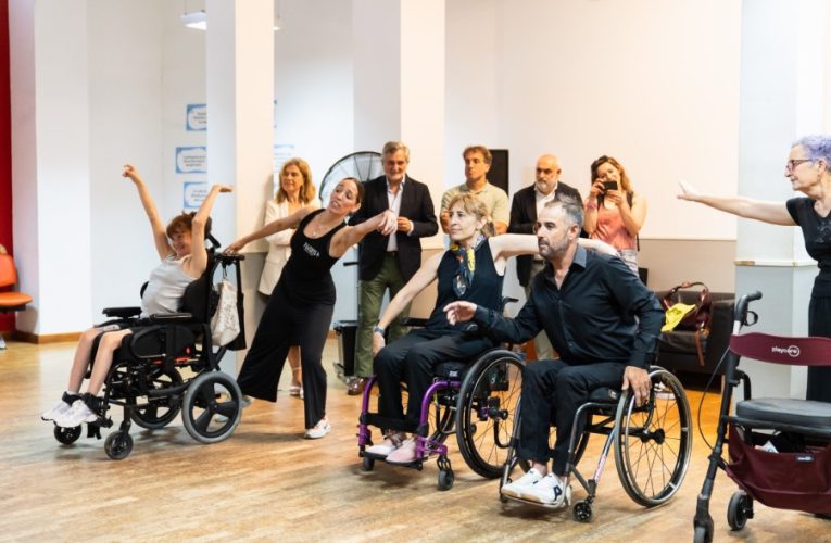 La danza derriba barreras en Almería con la Escuela de Baile Inclusivo Aspaym-Luxeapers
