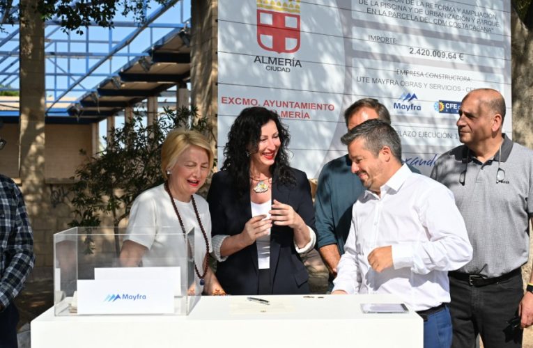 La alcaldesa coloca la primera piedra del Complejo Deportivo de Costacabana, un nuevo pulmón deportivo y social para el barrio