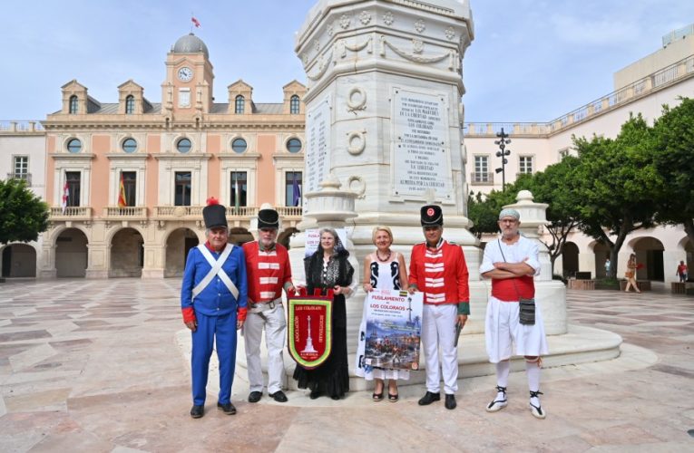 Los Coloraos vuelven a tomar las calles de Almería en una recreación histórica que recorrerá por primera vez el remodelado Paseo