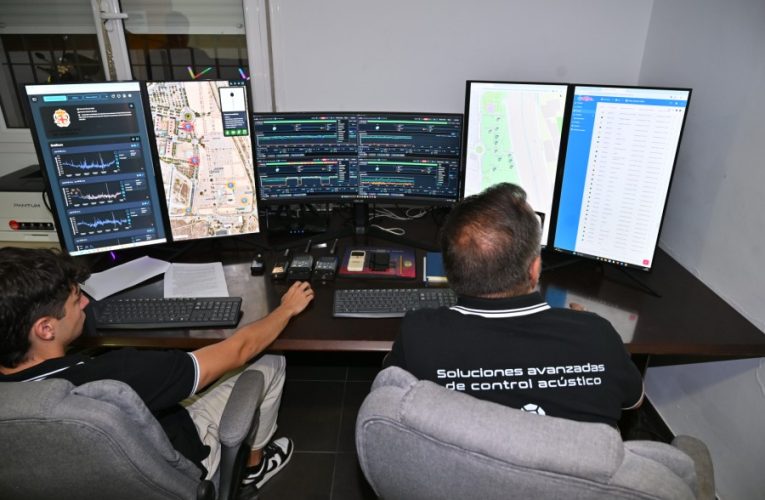 El Ayuntamiento estrena con éxito en la Feria un sistema inteligente de control acústico que servirá de referencia para próximas ediciones