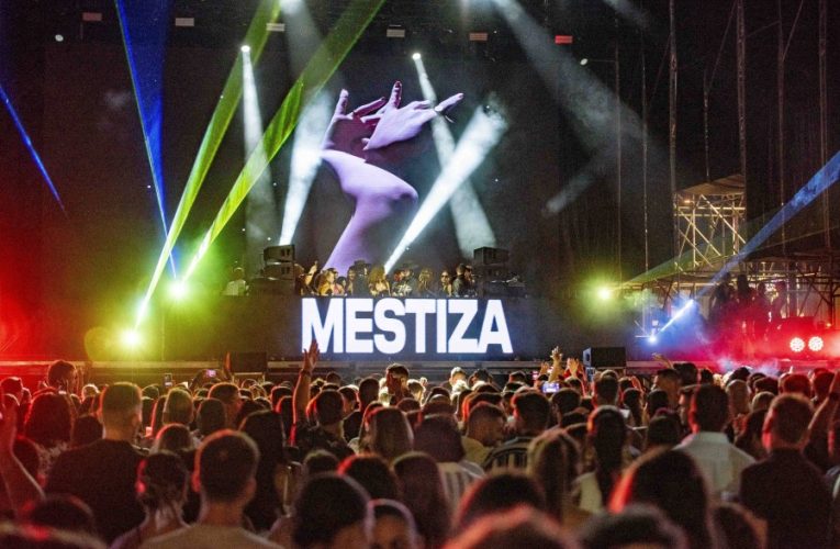 Más de 4.000 personas disfrutan de Mestiza y el festival de música electrónica en el Ferial