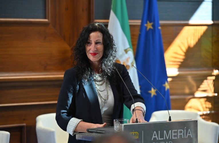 El Ayuntamiento abre a la sociedad almeriense el debate sobre la nueva ordenación del ámbito ferroviario tras el soterramiento