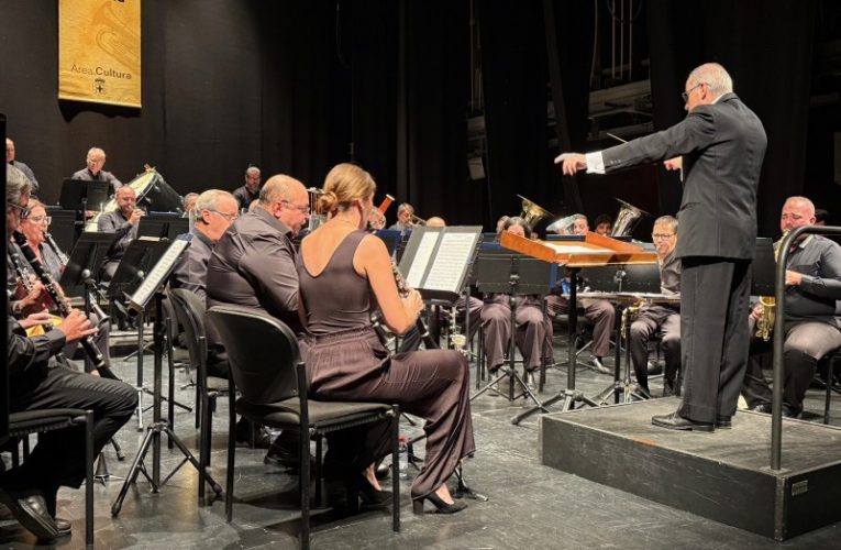 La Banda Municipal evoca las influencias europeas del siglo XIX en otro magnífico concierto de domingo otoñal en el Apolo