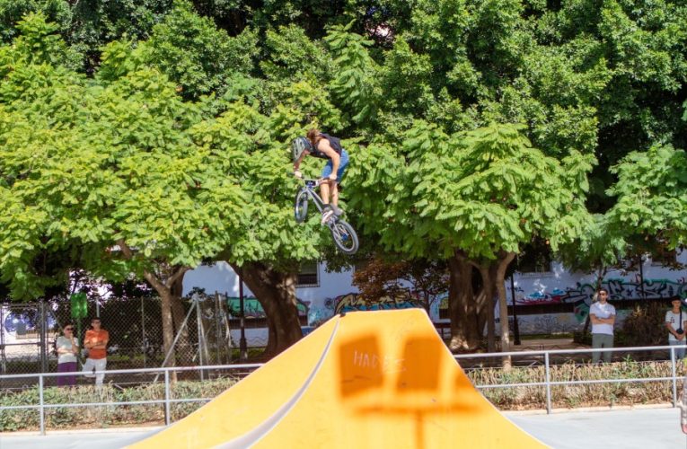 La alcaldesa destaca “el gran resultado” de las obras de mejora del skatepark ‘el ocho’, en el Parque de San Isidro